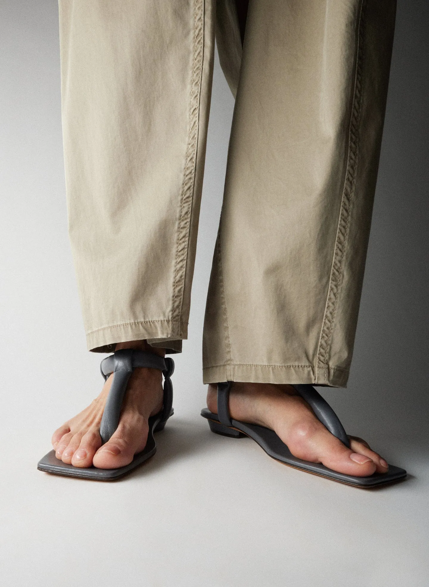 Aston Sandal