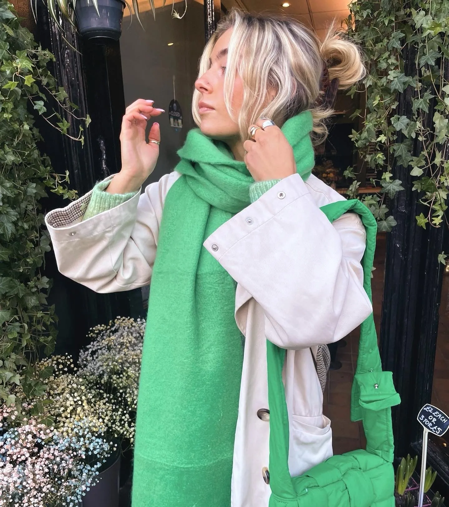 Fresh Apple Scarf
